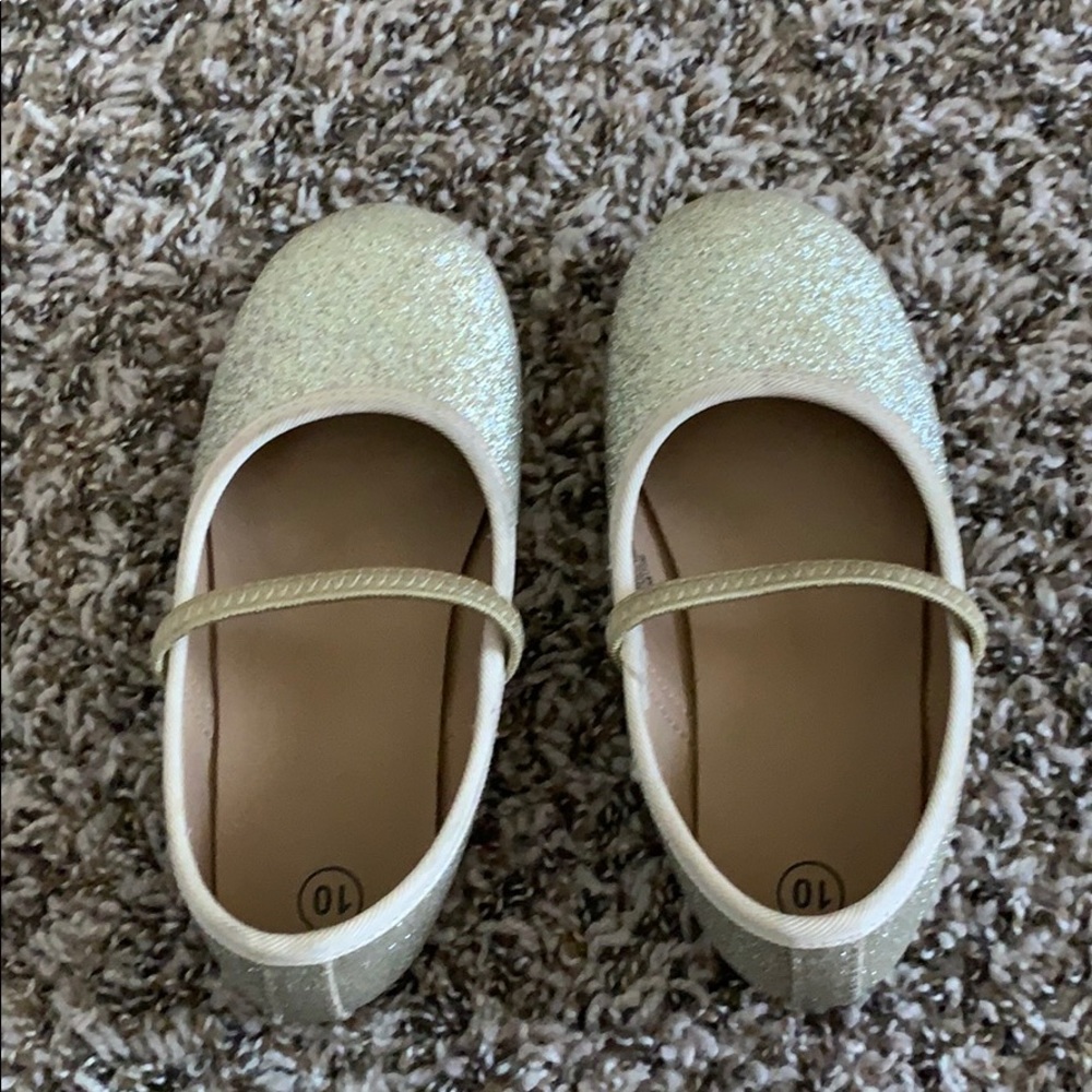 Gold dress shoes